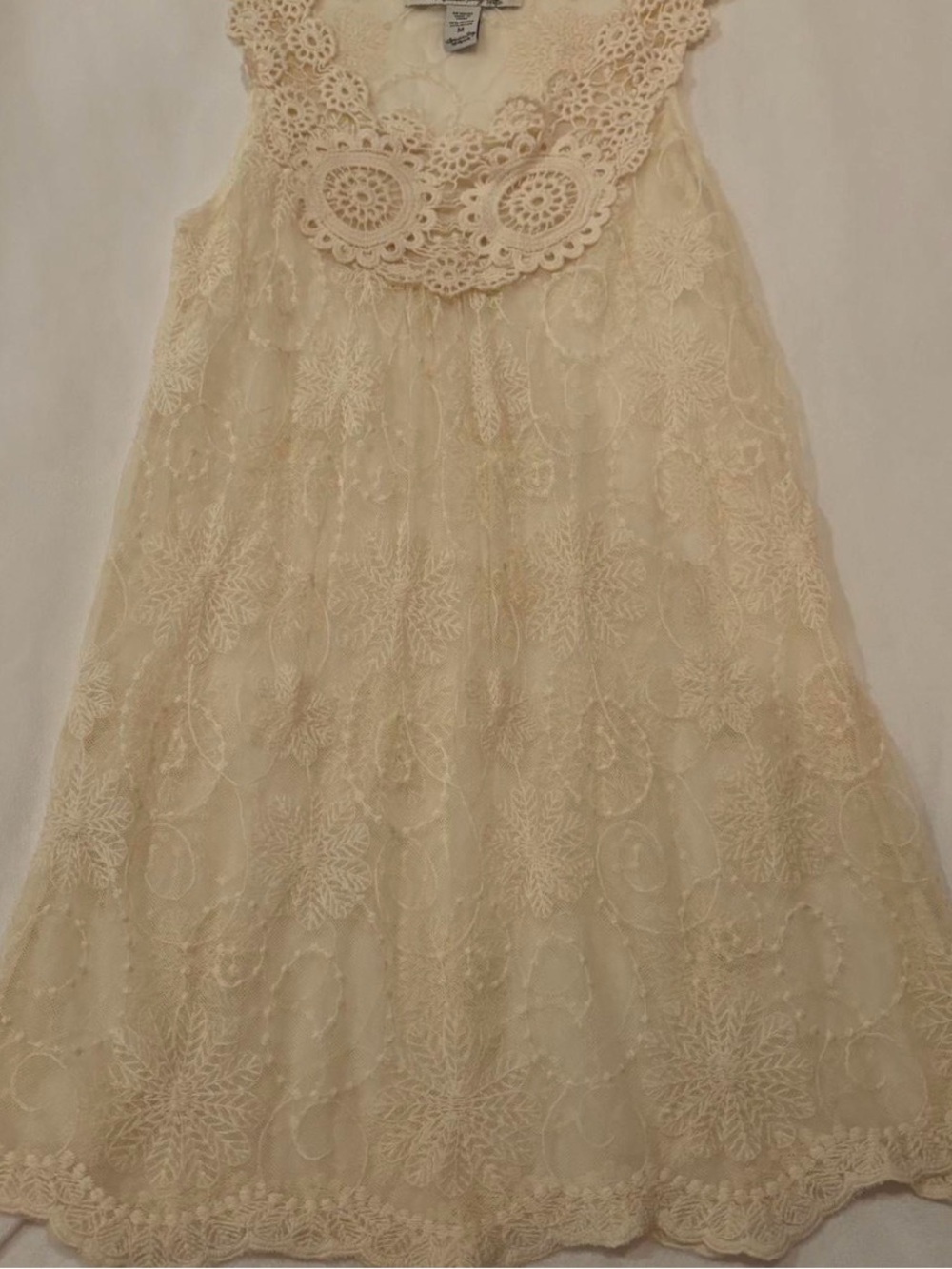 American Rag Cream Lace Tunic Woman’s Size Medium